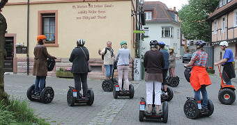 Teilnehmer der Segwaytour im Gerberbachviertel