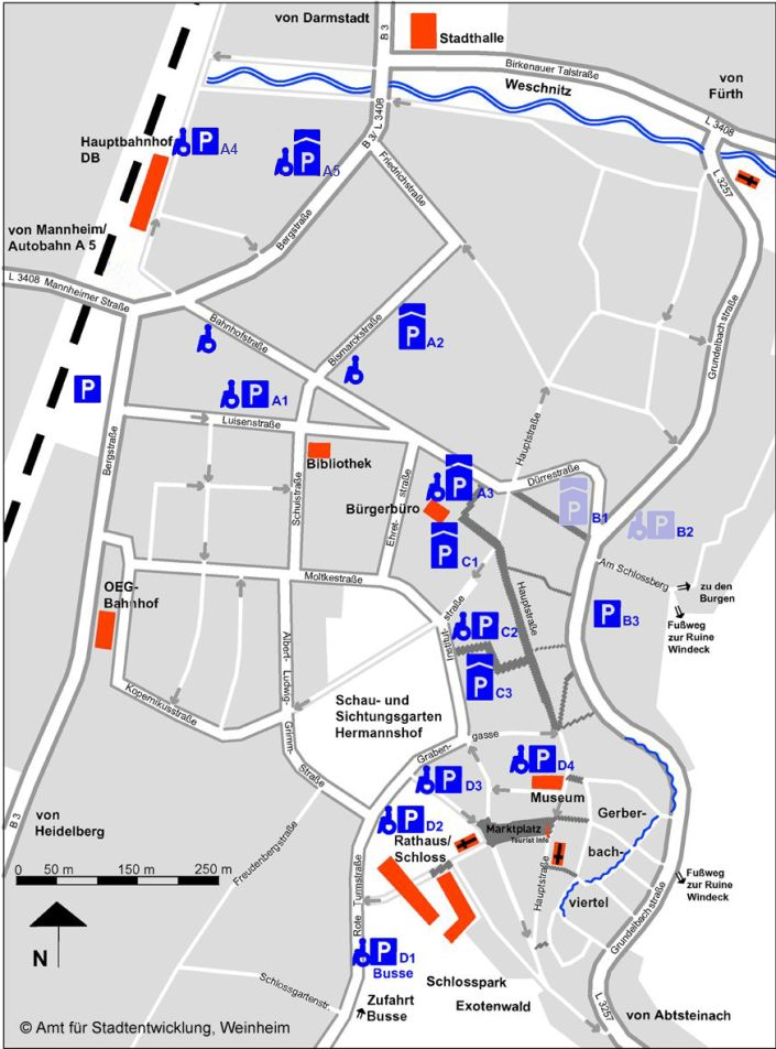 Auszug aus dem Stadtplan mit eingezeichneten Parkplätzen und Parkhäuser