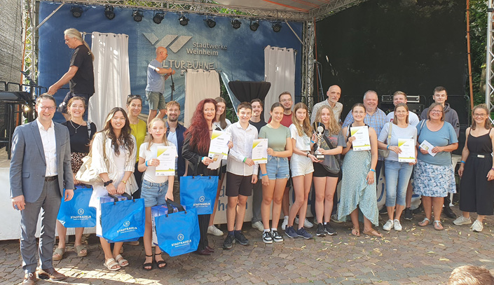 Die Siegerinnen und Sieger des STADTRADELN in Weinheim Die Siegerinnen und Sieger des STADTRADELN in Weinheim