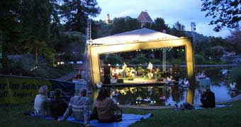 Theater am Teich im Schlosspark
